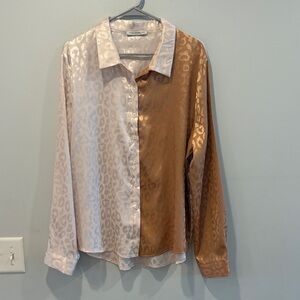 Elegant Two-Tone Leopard Print Button Down Shirt